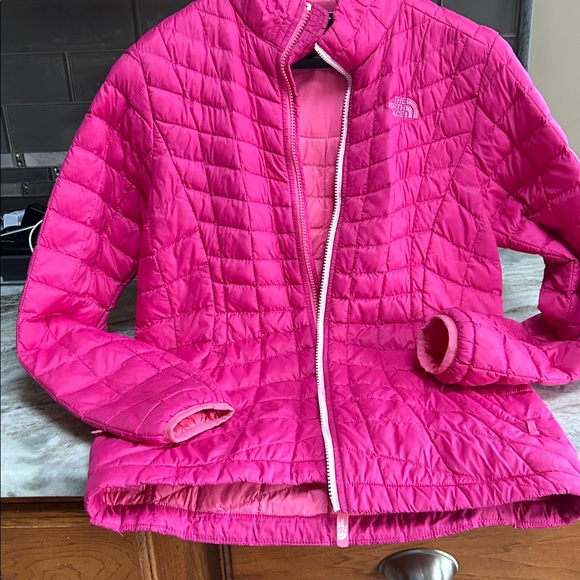 Pink North Face Thermoball Packable Winter Jacketski snow Girls L 14/16 Puffer